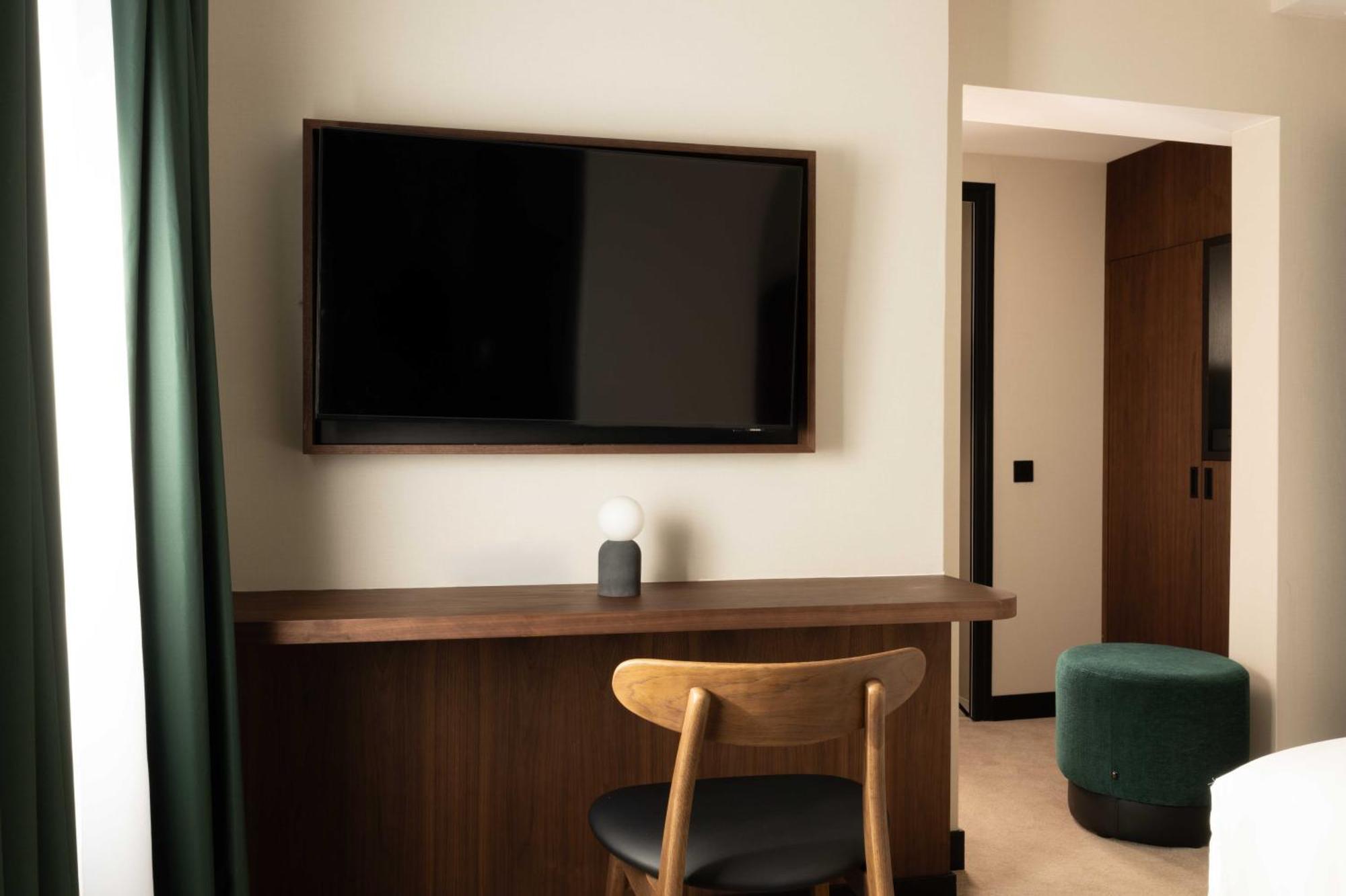Deluxe Single Room