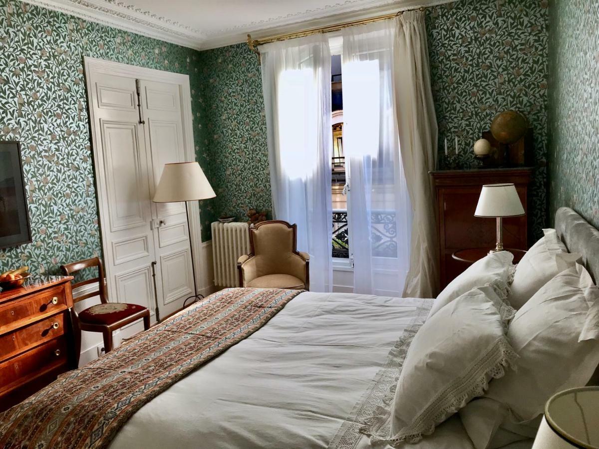 Tweepersoonskamer met een Eigen Externe Badkamer