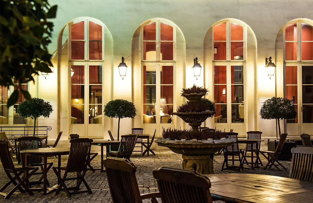 Saint James Albany Paris Hotel Spa-1
