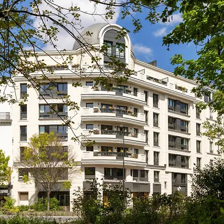 Yuna Porte-Maillot - Aparthotel-3